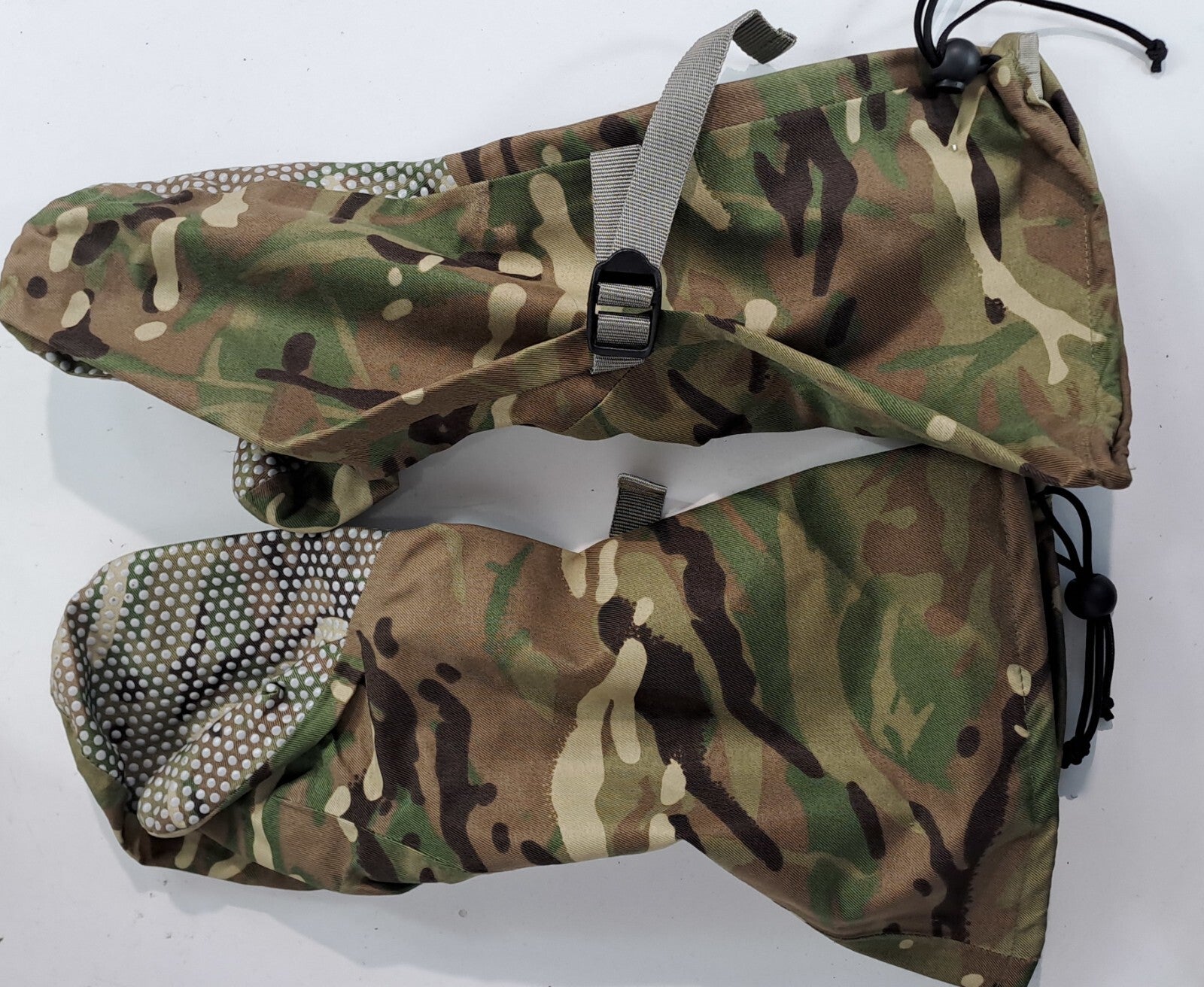 Genuine Surplus British Army MTP Waterproof Over-Mittens Size M (2291)