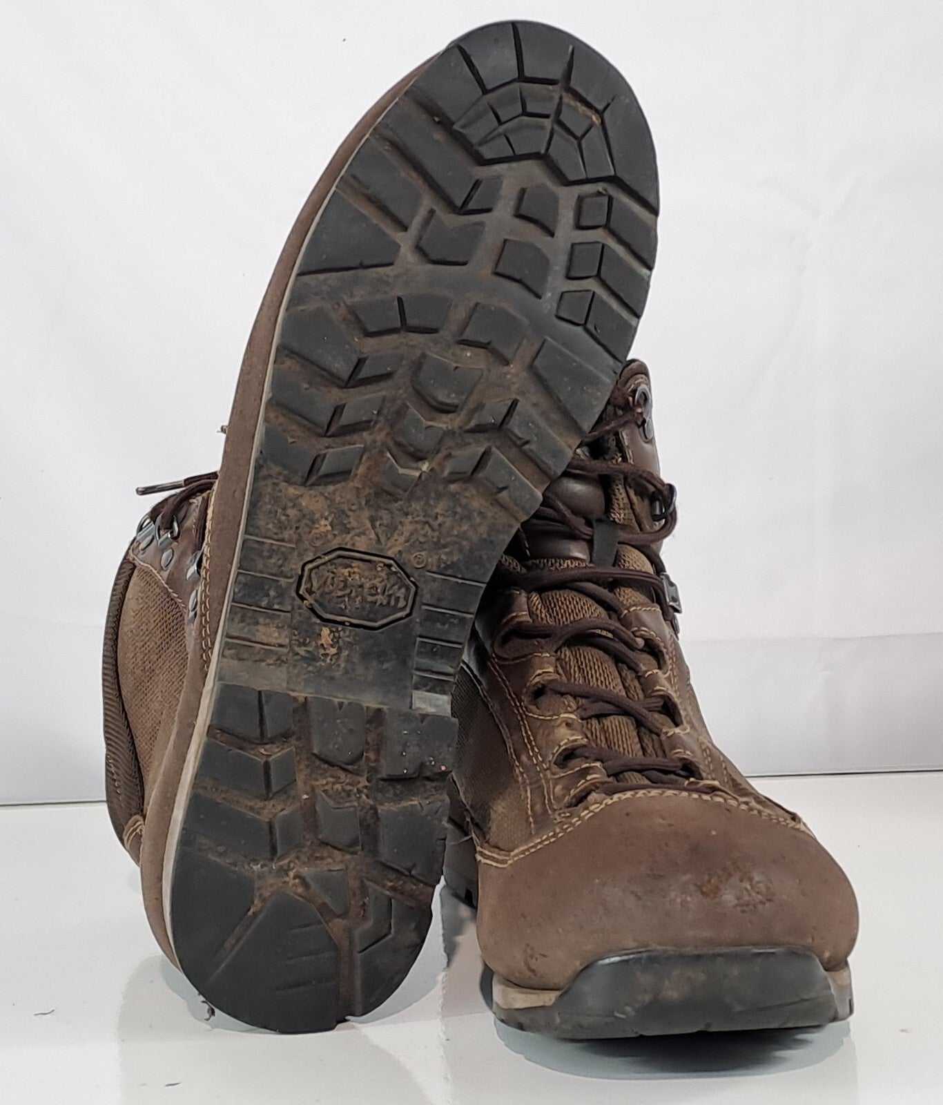 Genuine Surplus British Forces AKU Brown Gore-tex Lined Boots Leather G1 (2446)