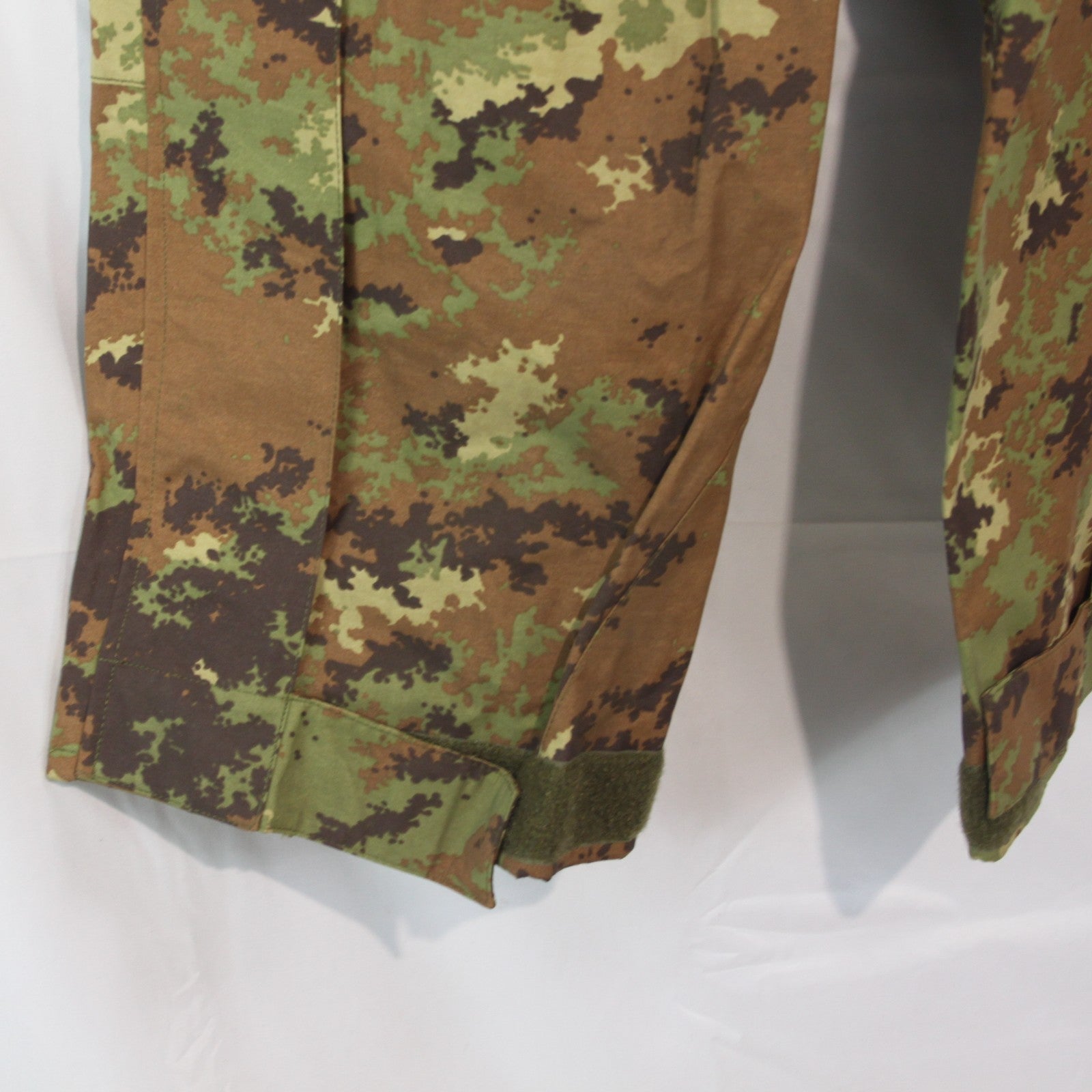 Genuine Surplus Italian Army Vegecamo Waterproof Breathable OverTrousers (3854)