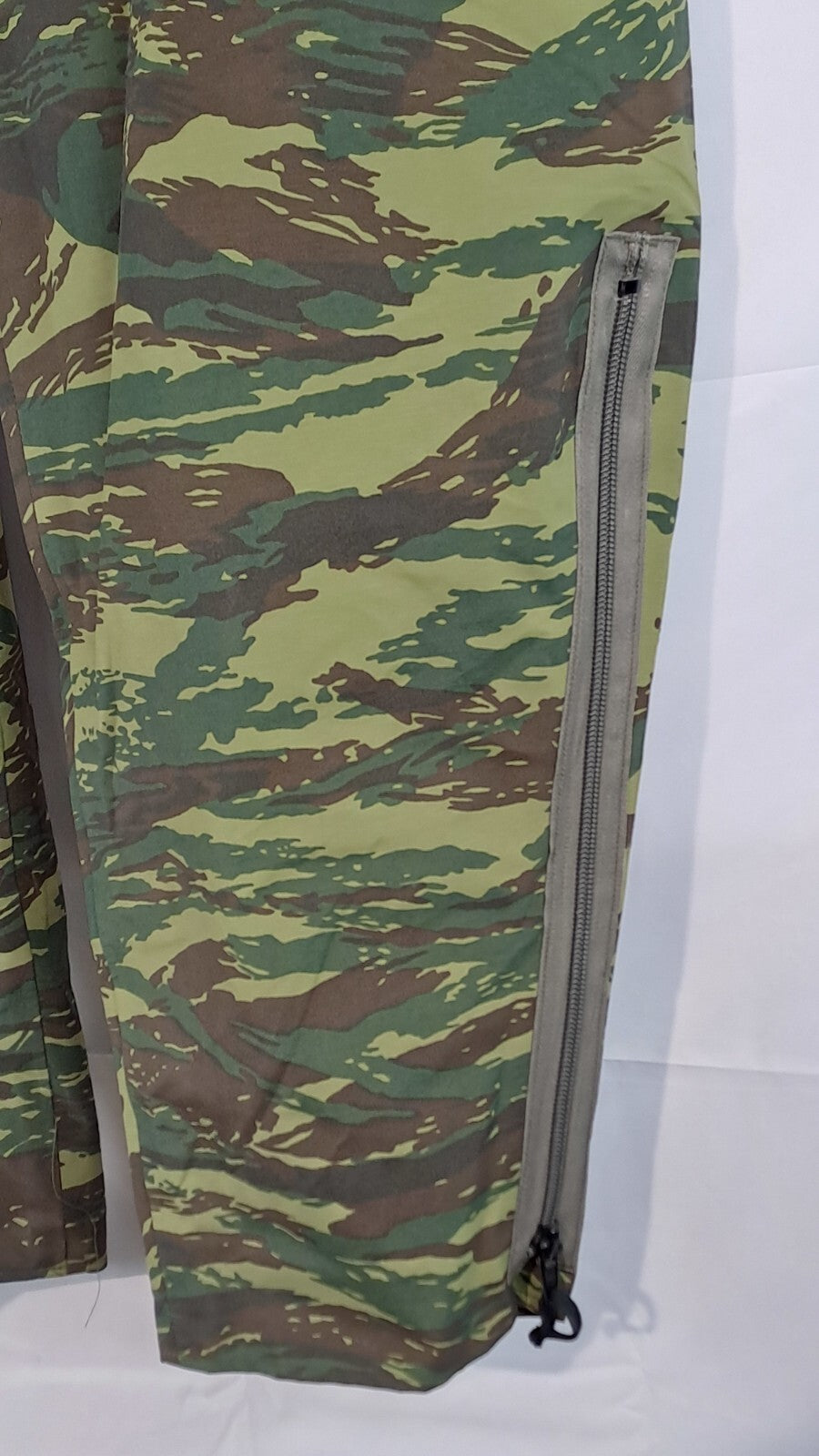 Genuine Surplus Greek Army Waterproof Gore-tex type BibnBrace Trousers XL (2766)