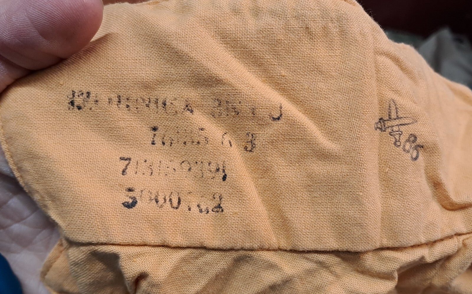 Genuine Surplus Swedish Army Issue Pyjama Top Yellow 42" Chest (2748)