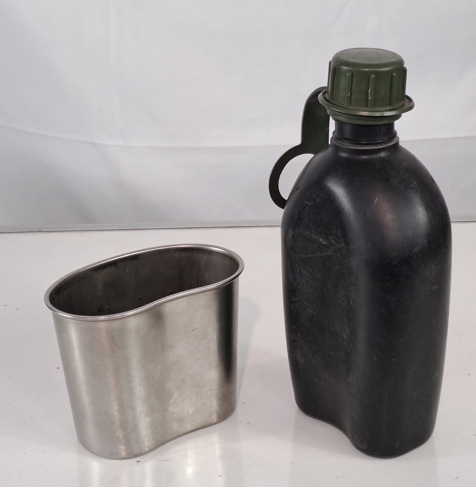 Genuine Surplus Army Water Bottle Plastic Screw Top with Cup Mug Canteen (2307)