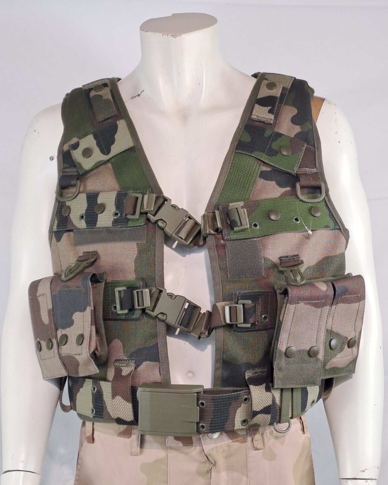 Genuine Surplus French Army Military Assault Vest CCE Camo Medium (2386)