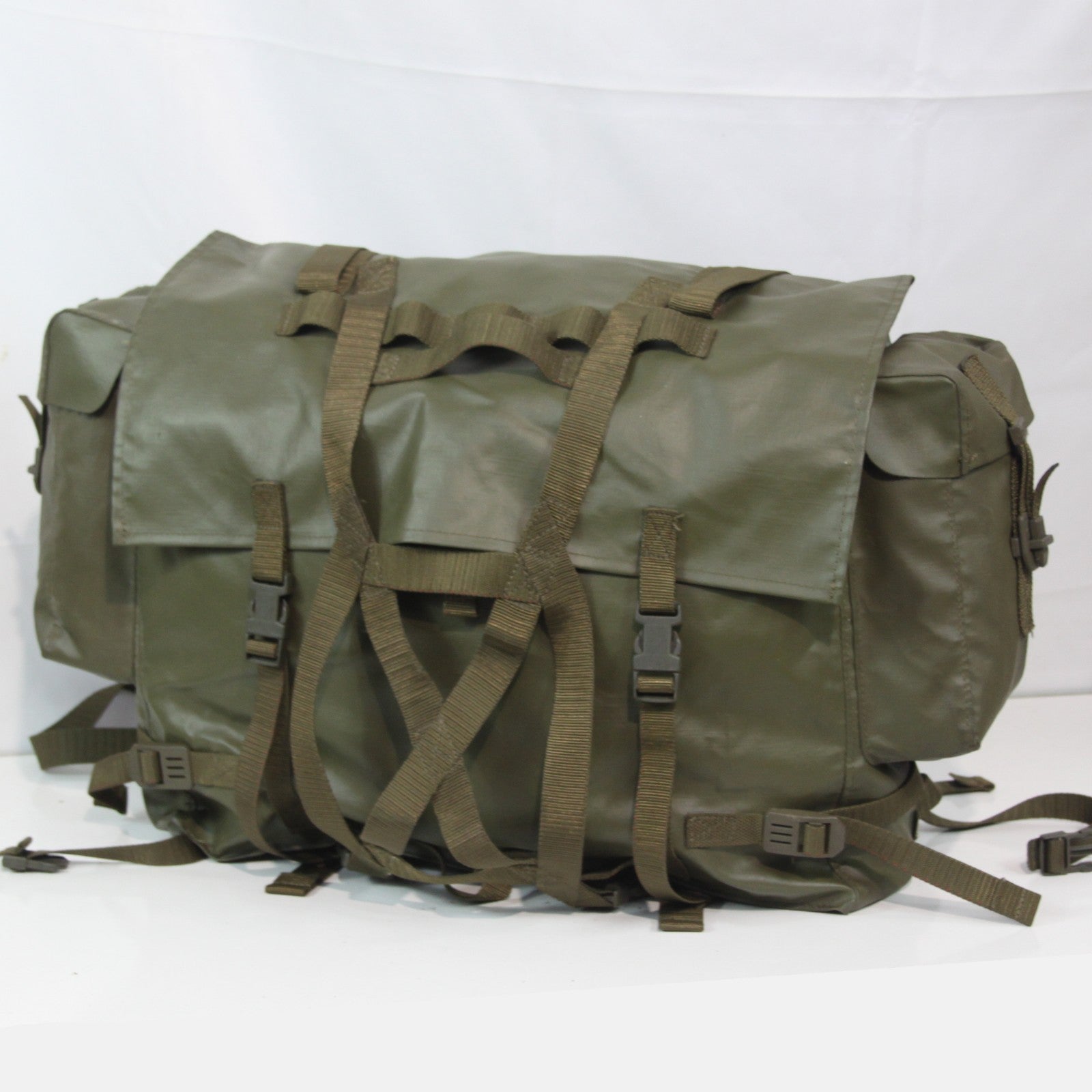 Genuine Surplus German Army Pack Rucksack Missing Frame Waterproof Fabric (4185)