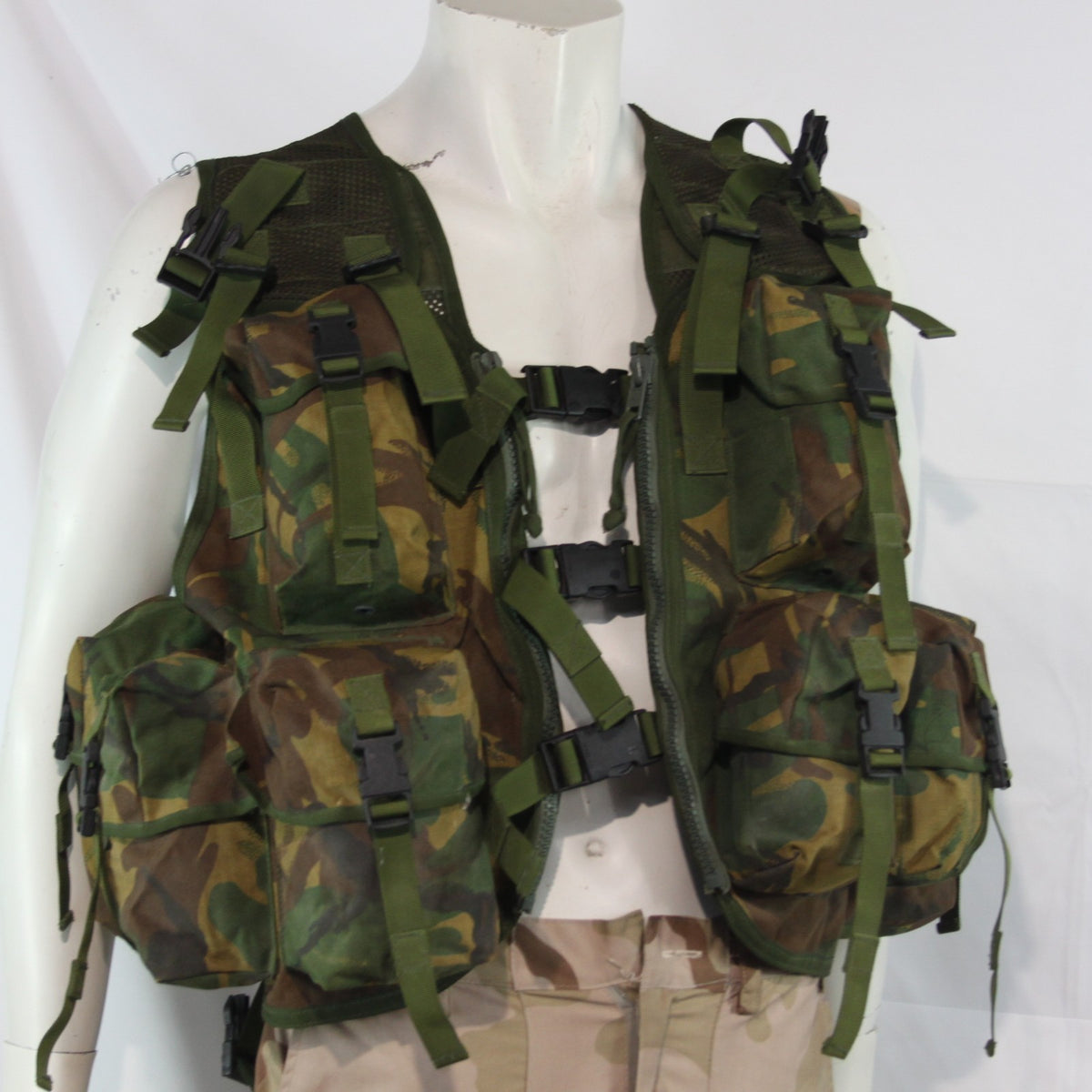Assault Vest British DPM Camouflage Pockets Genuine Surplus Faded (4247)
