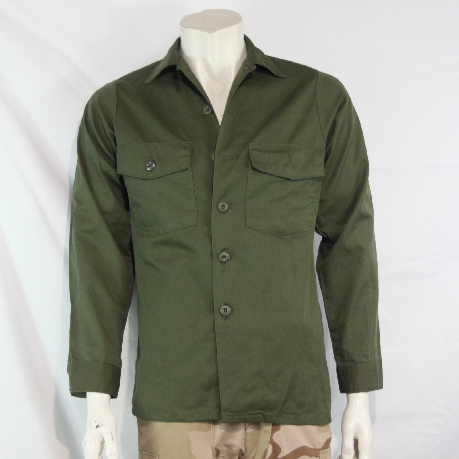 Vintage US Army Shirt  Olive Utility Shirt Genuine Surplus 14.5"  (4132
