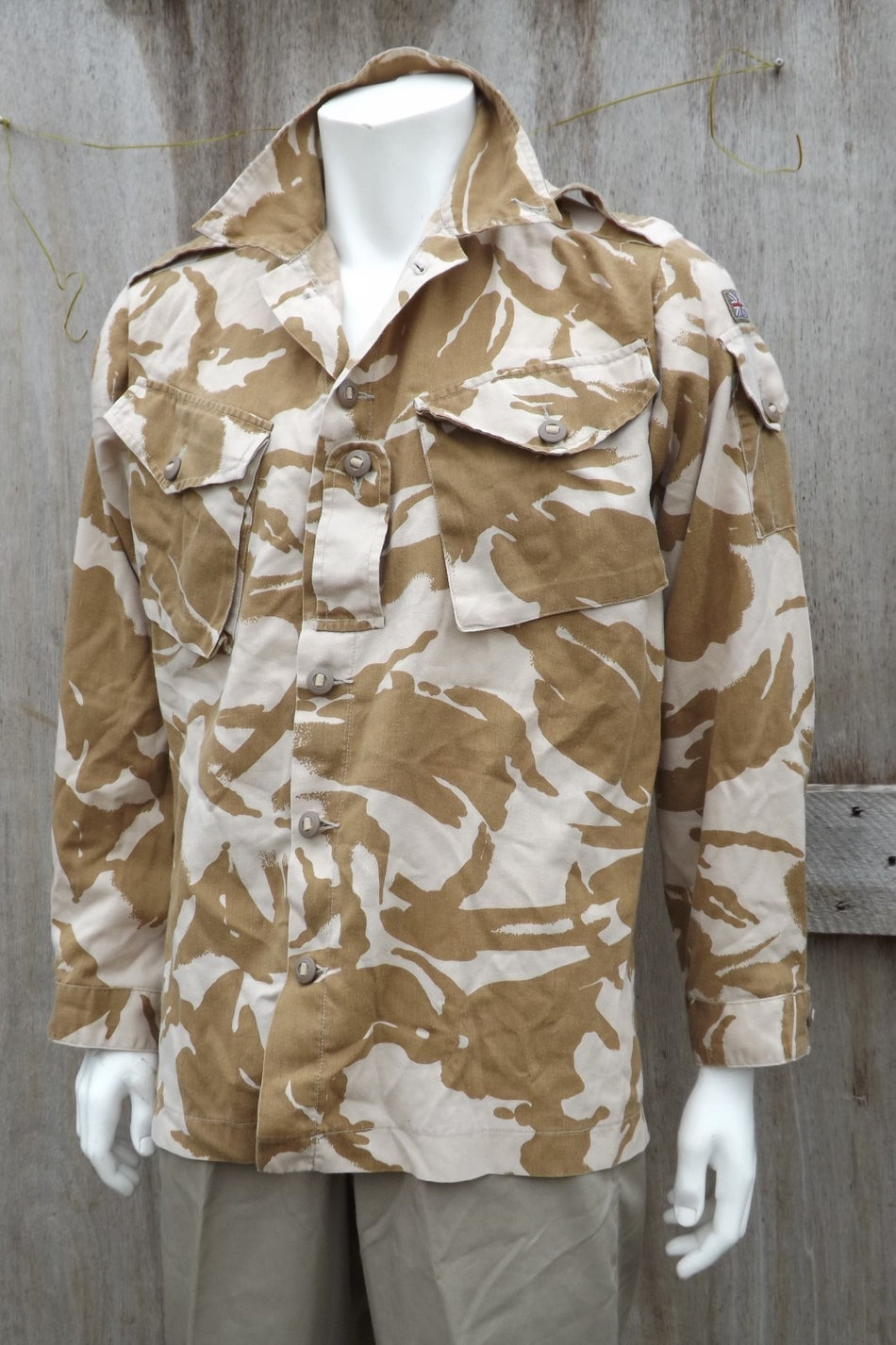 Genuine Surplus British Desert S95 Shirt Camouflage Sand Lightweight