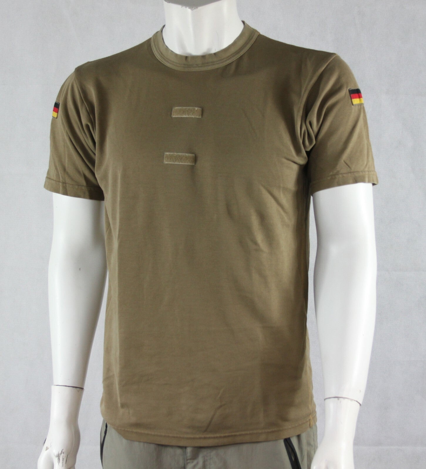 Genuine Army Surplus German T-Shirt Khaki Short Sleeve Tan Cotton Blend Vintage 