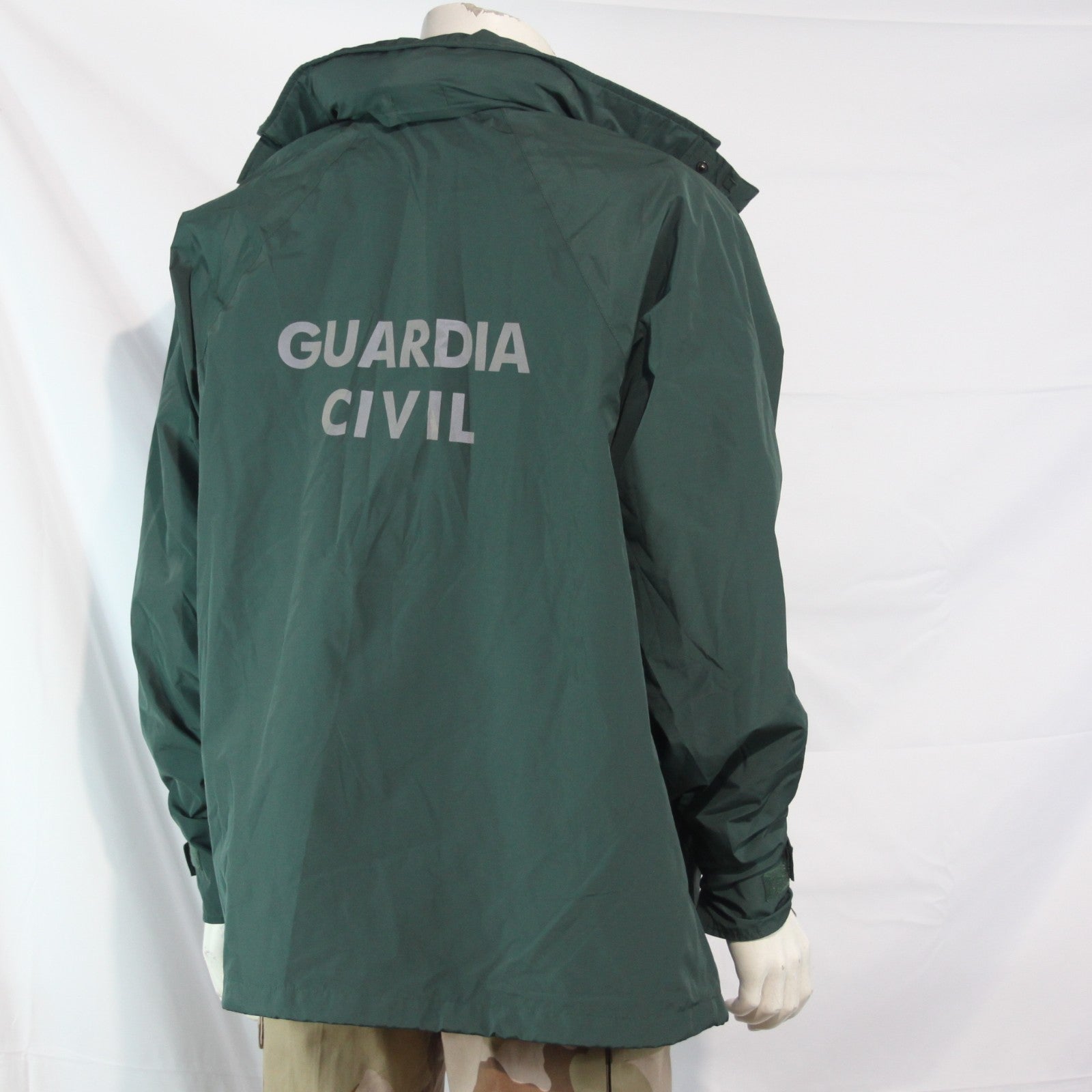 Spanish Civil Guard Waterproof Breathable Lightweight Jacket XL 44-46" (3858