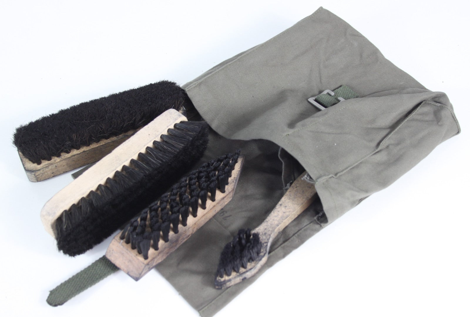 Genuine Surplus Swiss Army Boot Cleaning Kit With Brushes Grade 1