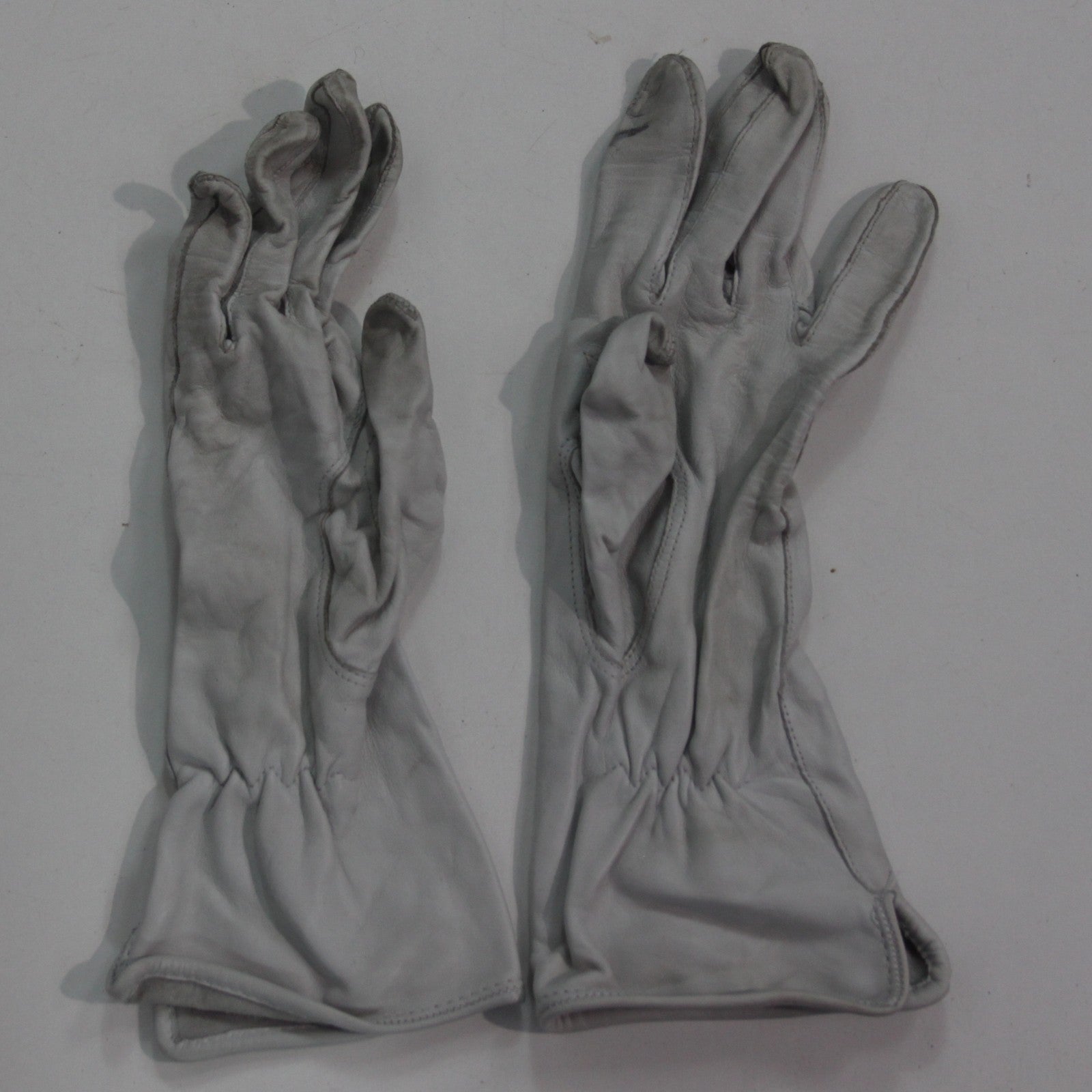 Genuine Surplus British RAF Airforce Flying Gloves Light Grey Size 7 (4344)