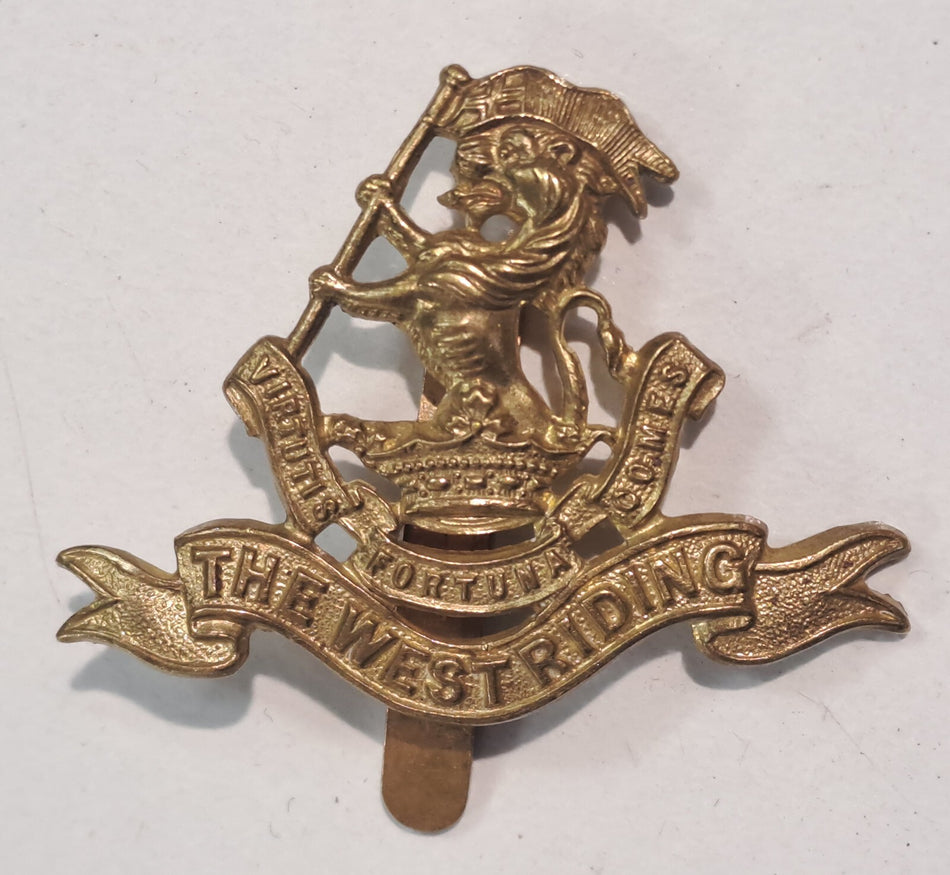Genuine Surplus British Army Military Cap Badge West Riding Regiment 2633