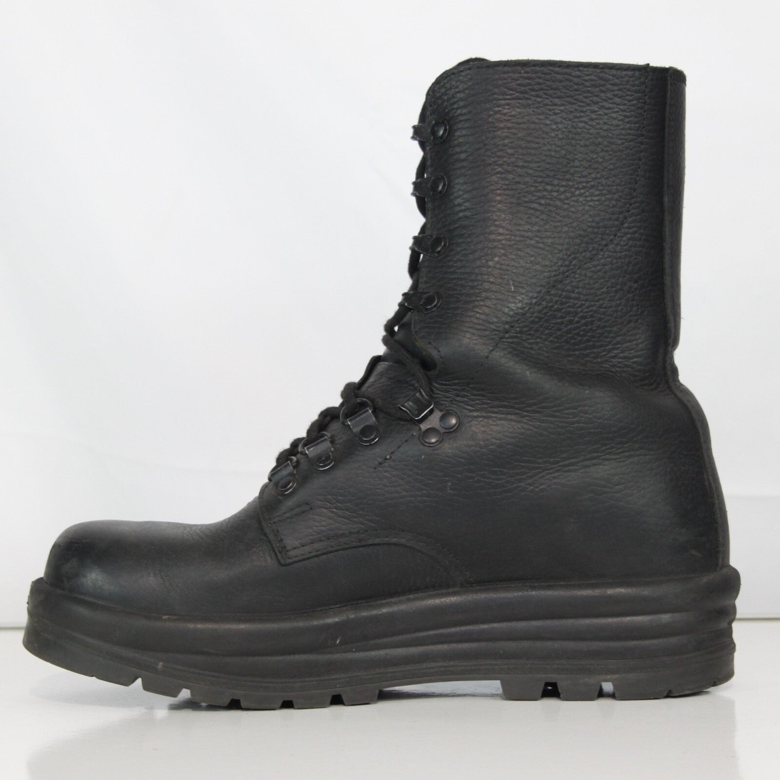 Genuine Surplus Swiss Army Black Leather Ranger Boots Grade 1 (3309)