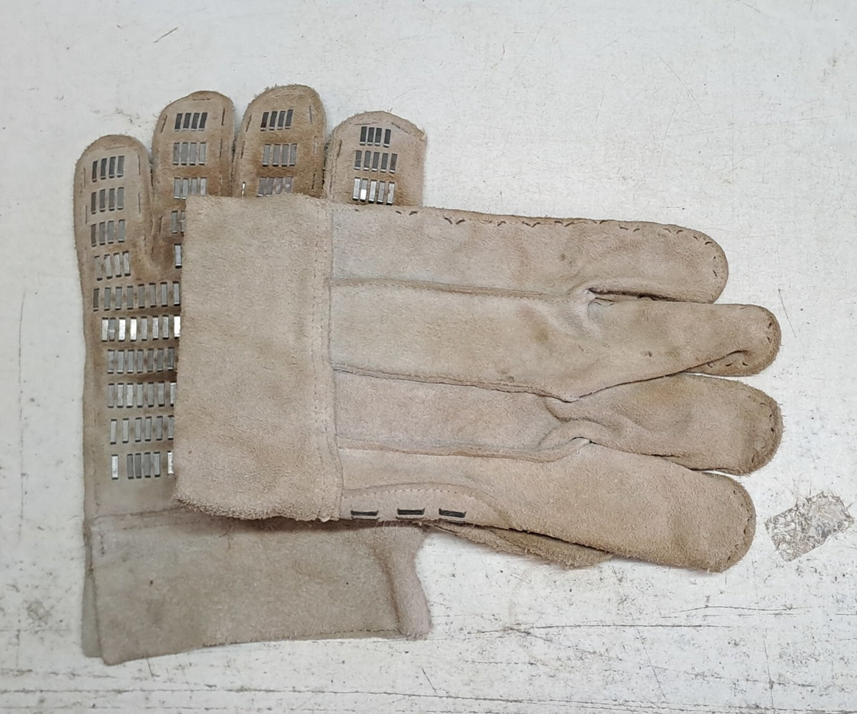 Genuine Surplus Leather and Metal Cable Handling Working Gloves One Size (3035)