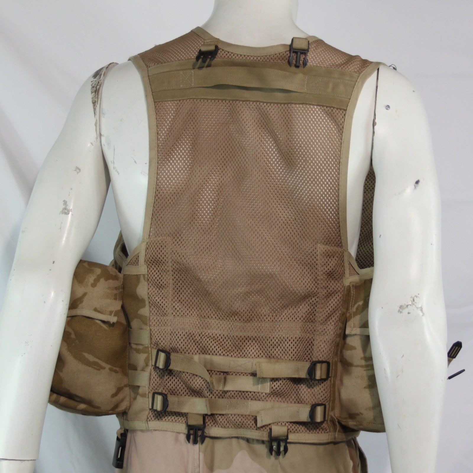 British Army Assault Vest Desert Camouflage DPM Genuine Surplus 3980
