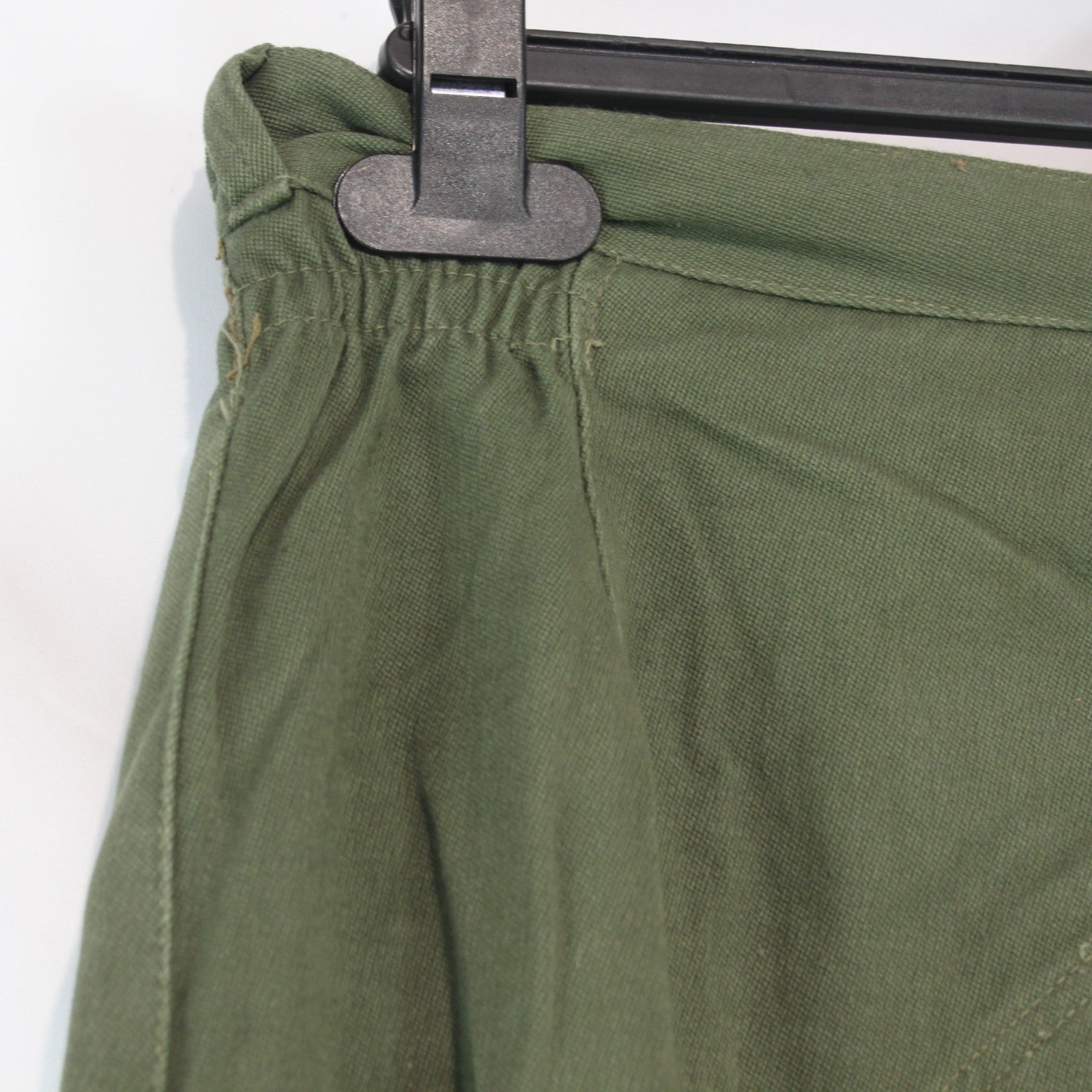 Genuine Surplus Romanian Vintage Trousers Olive with Stirrups 34" Waist (3671)