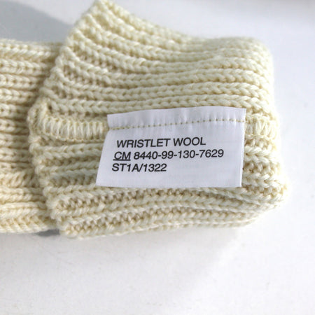Genuine Surplus British Forces Knitted Wristlets Warmers Pair Wool Cream (3536)