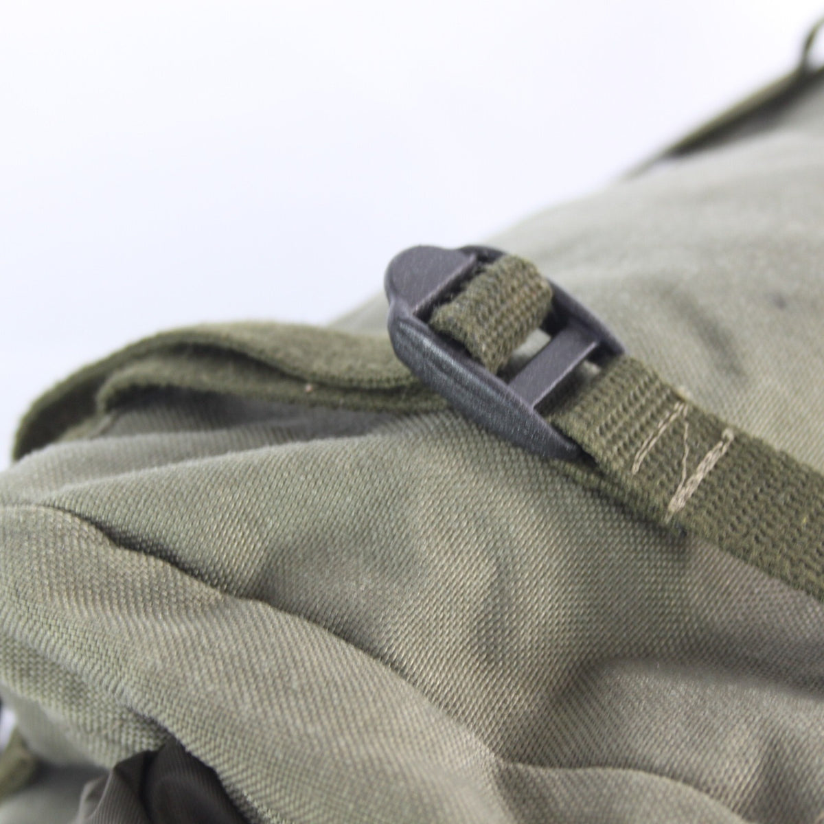 Genuine Surplus Austrian Military Army Canvas Rucksack Daysack 30L Olive (3247)