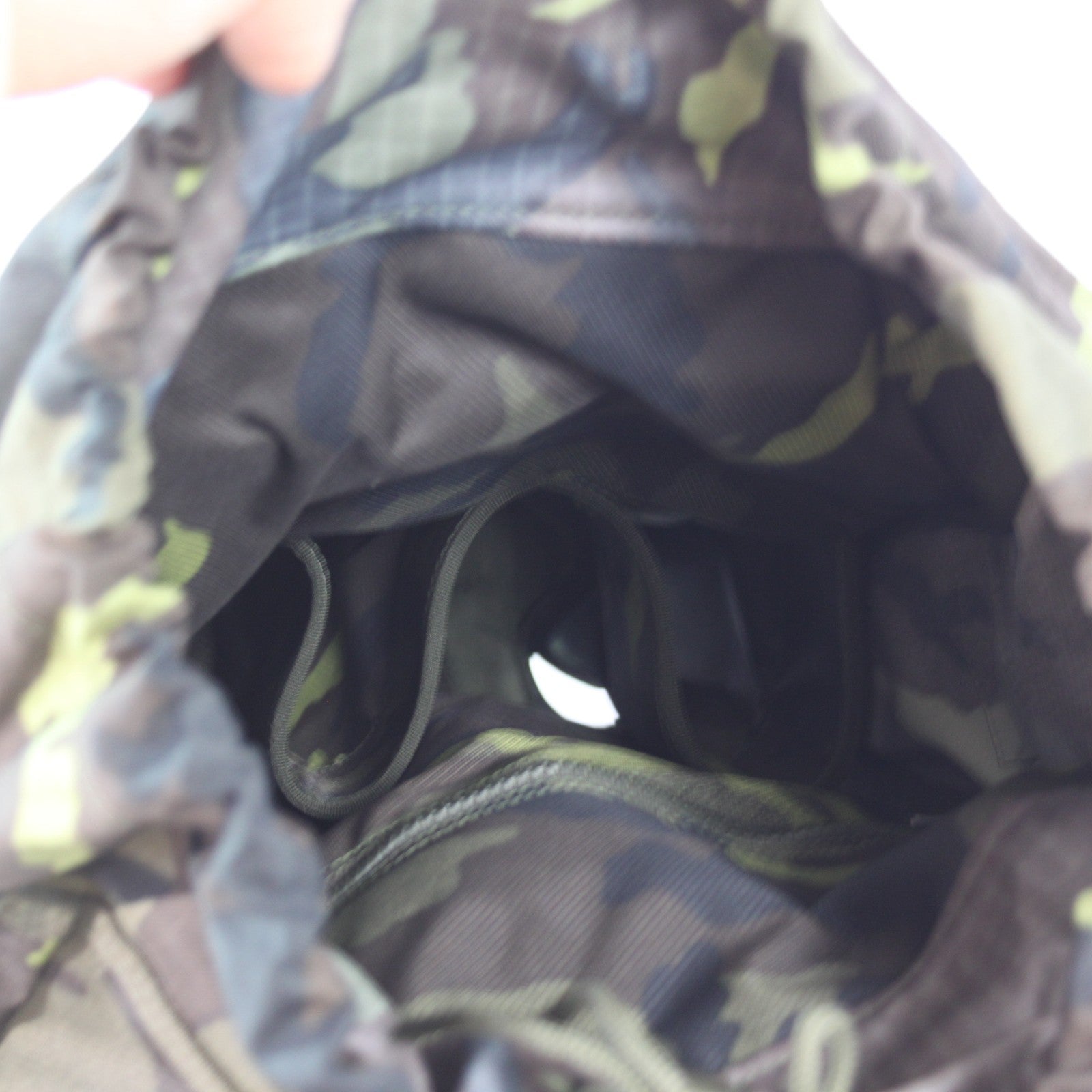 NEW Genuine Surplus Czech Army Rucksack Daysack Wood Camo Holes in Base (3372)