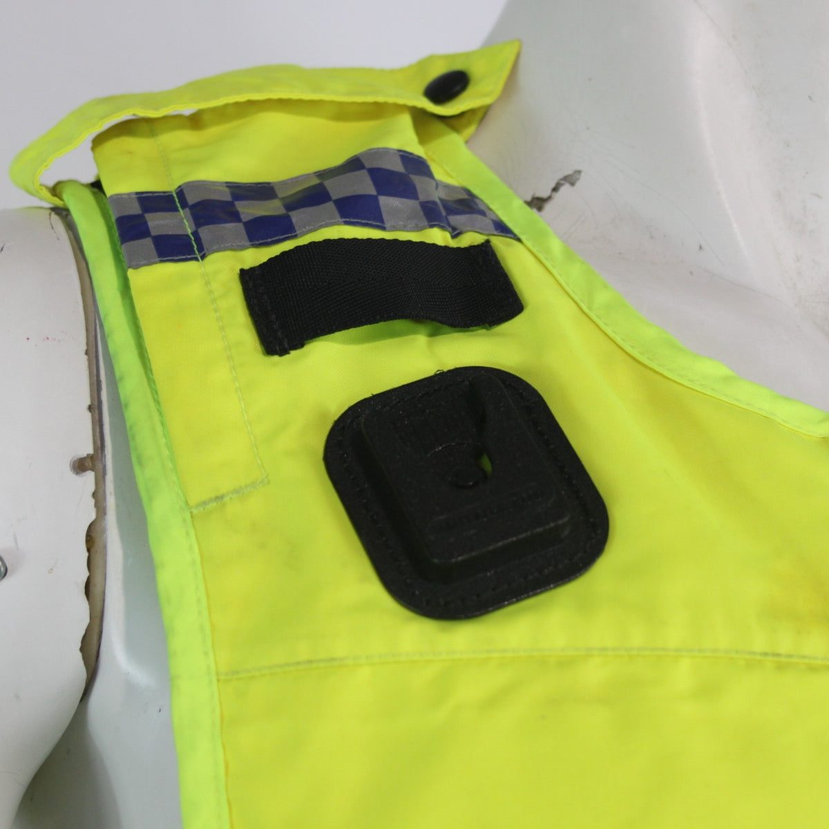 Hi Visibility Body Armour Cover Yellow Pockets Vest Genuine Surplus XS (4029)
