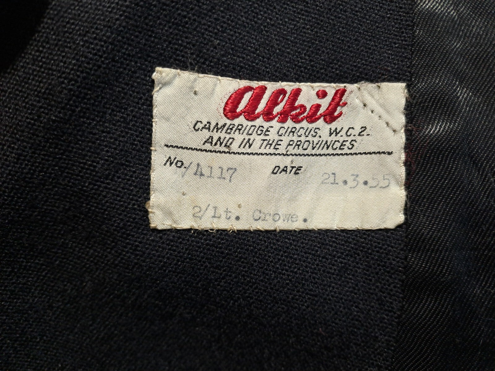 Genuine Surplus British Army Dress Jacket Rivets in Collar 34-36" (2617)