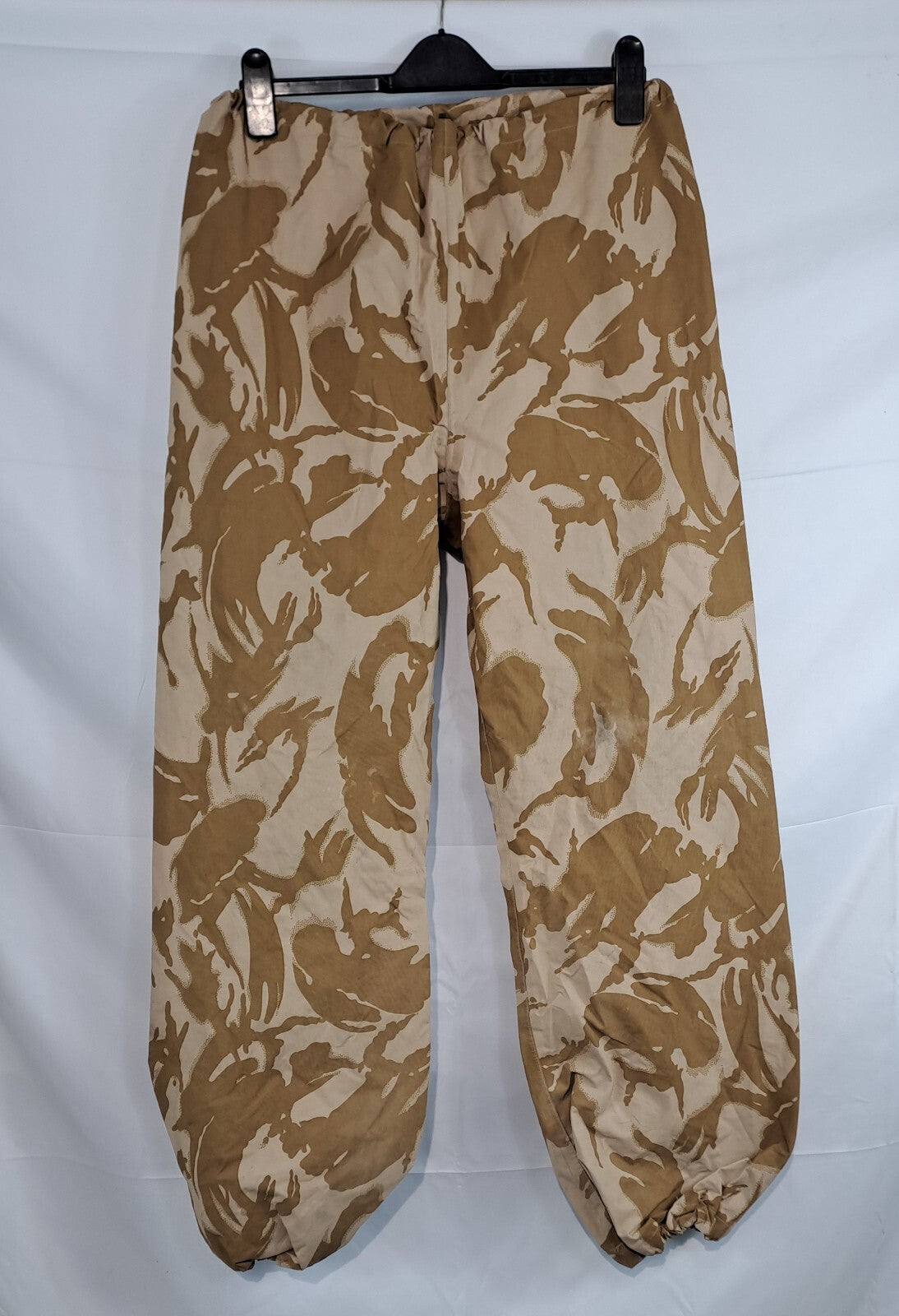 Genuine Surplus British Army Waterproof Gore-tex type Trousers Desert M (2774)