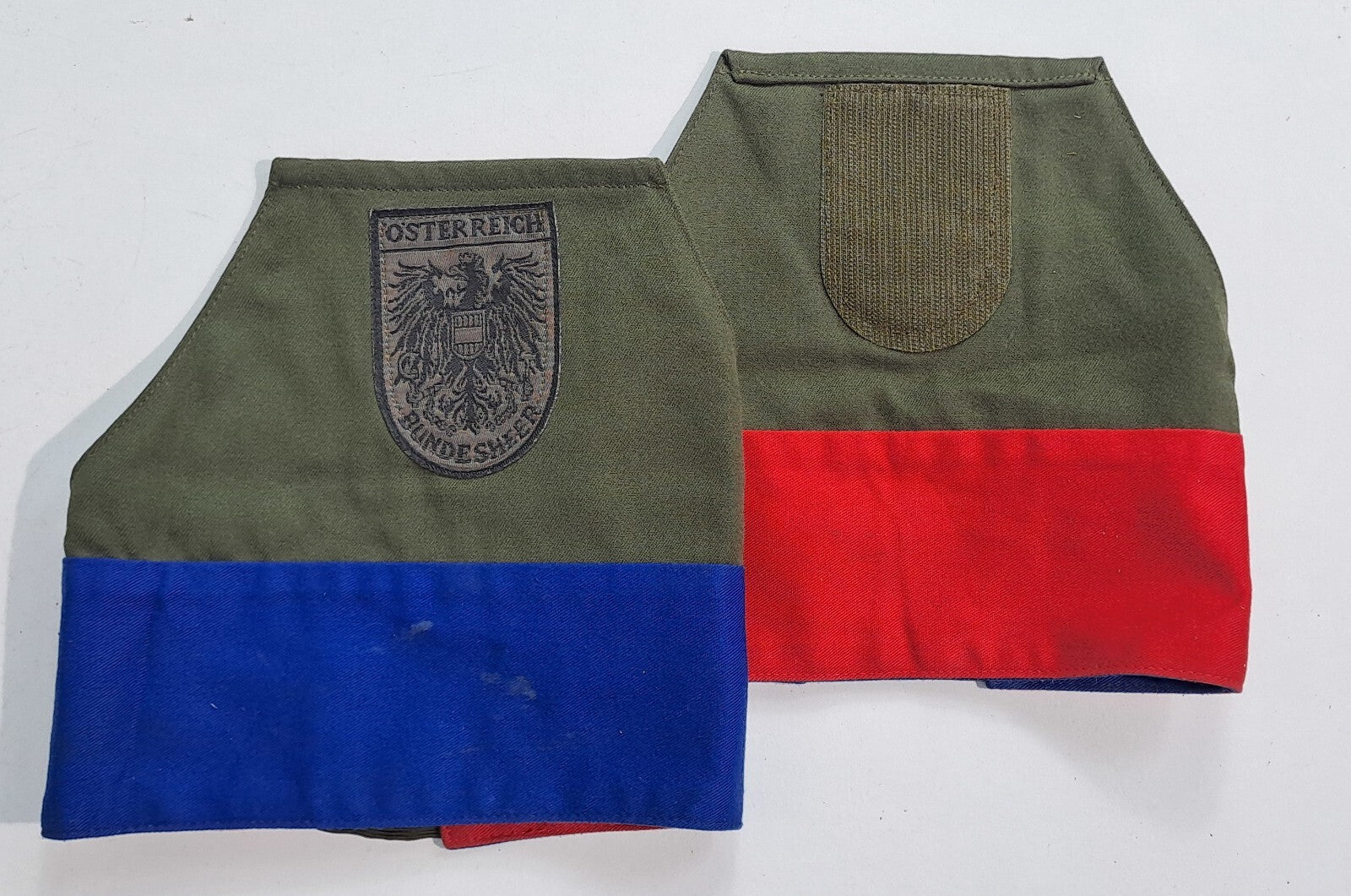 Genuine Surplus Austrian Army reversible Brassard Olive SINGLE hook &Loop (3091)